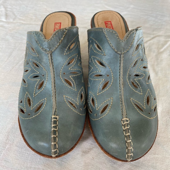 pale blue mules